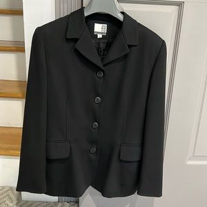 Women’s Black blazer-size 4